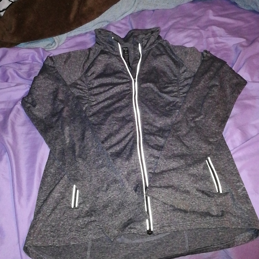 Size Medium Reebok Zip Up Sweatshirt